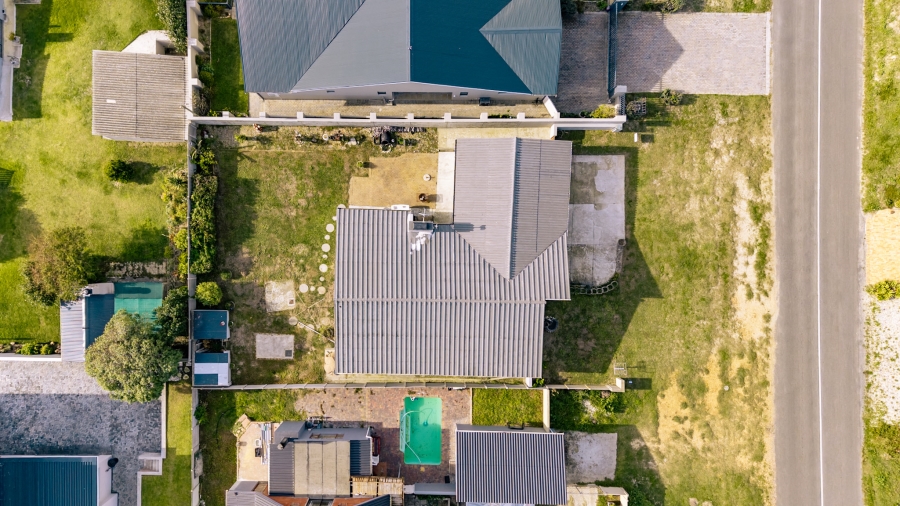 3 Bedroom Property for Sale in De Kelders Western Cape
